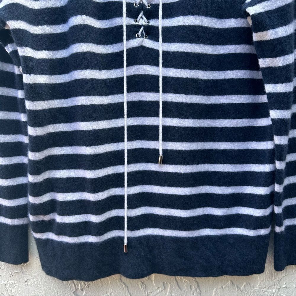AQUA CASHMERE Sweater Women Large Henley Lace Up Stripe Nautical‎ Navy - Picture 3 of 5